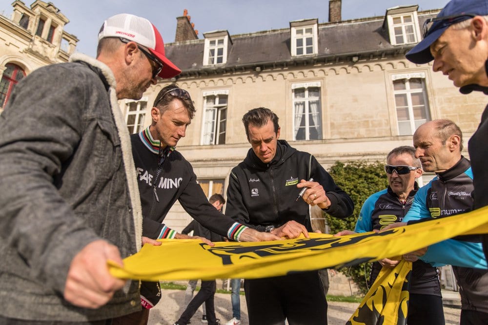 greet with a Pro Team ahead of race day