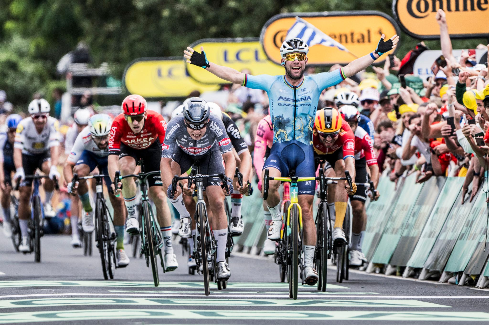 Mark Cavendish wins stage, Tour de France 2024
